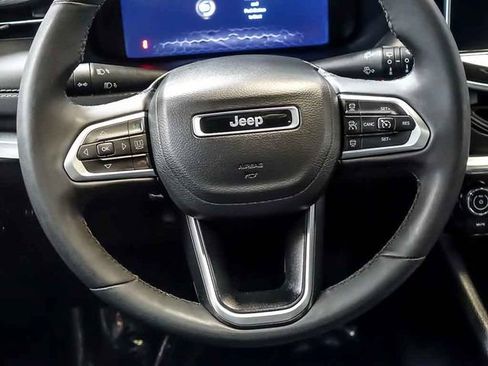 Used 2023 Jeep Compass High Altitude AWD/4WD image 19