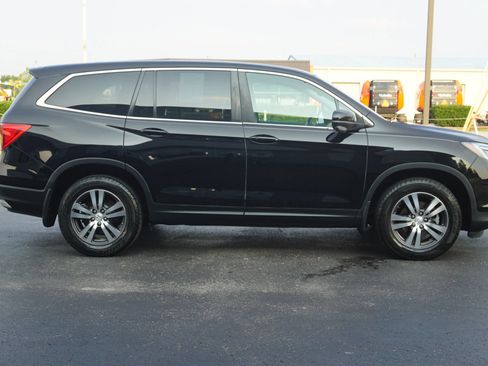 Used 2017 Honda Pilot EX-L image 4