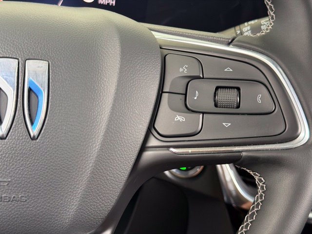 Used 2024 Buick Encore GX Avenir w/ Avenir Technology Package FWD image 23