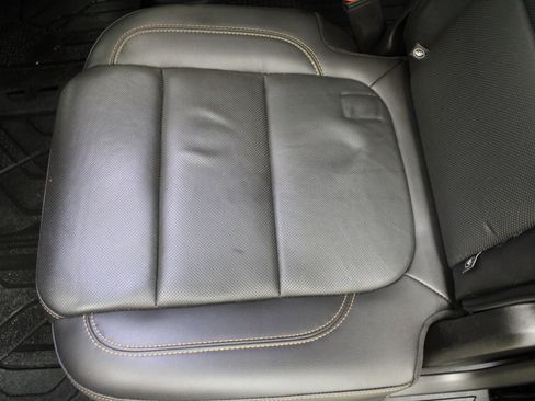 Used 2020 Chevrolet Traverse Premier w/ LPO, Blackout Package image 24