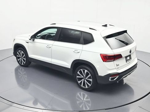 Used 2024 Volkswagen Taos SE FWD image 34