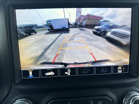 Certified 2022 GMC Sierra 2500 AT4 AWD/4WD image 29