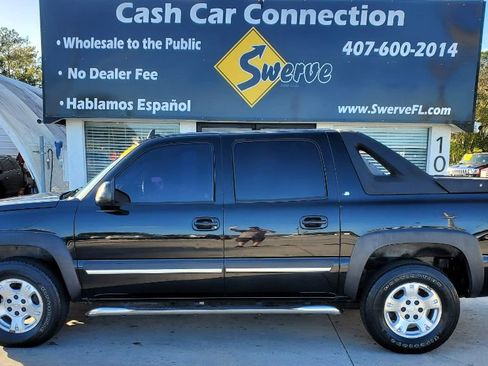 Used 2006 Chevrolet Avalanche Z71 w/ Sun And Sound Package image 9