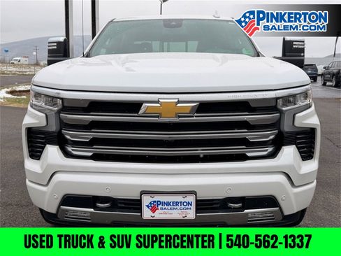 Used 2025 Chevrolet Silverado 1500 High Country w/ High Country Premium Package image 11