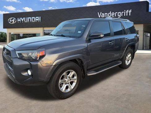 Used 2018 Toyota 4Runner SR5 Premium image 1