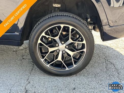 Certified 2022 Jeep Grand Cherokee Summit AWD/4WD image 16