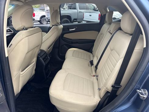 Used 2018 Ford Edge SE AWD/4WD image 14