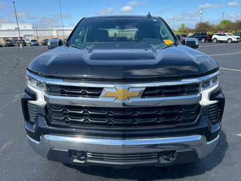 Used 2024 Chevrolet Silverado 1500 LT AWD/4WD image 6