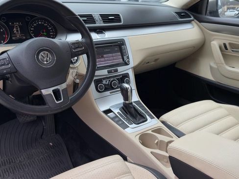 Used 2012 Volkswagen CC Sport image 35