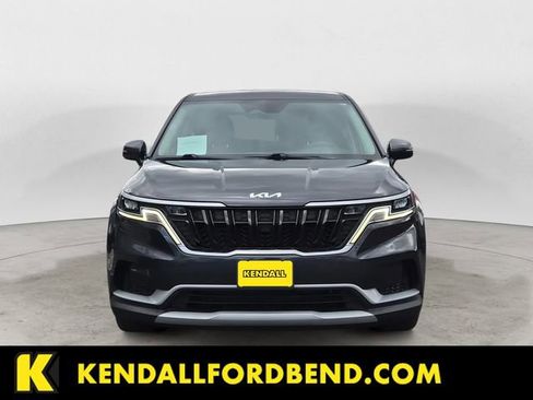 Used 2022 Kia Carnival LX image 8