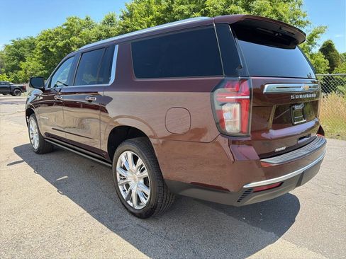 Used 2022 Chevrolet Suburban High Country AWD/4WD image 10