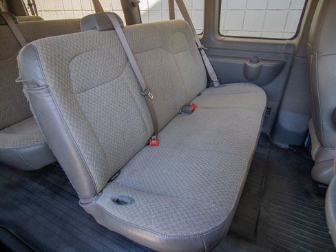 Used 2020 Chevrolet Express 3500 LS image 30