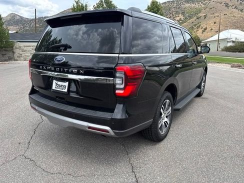 Used 2024 Ford Expedition Limited AWD/4WD image 12