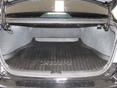 Used 2015 Honda Accord EX-L image 17