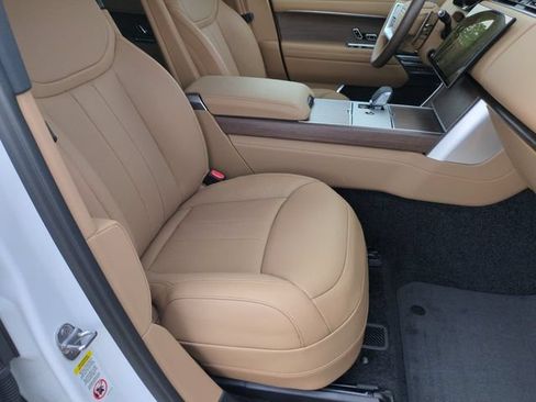 New 2026 Land Rover Range Rover SE AWD/4WD image 18
