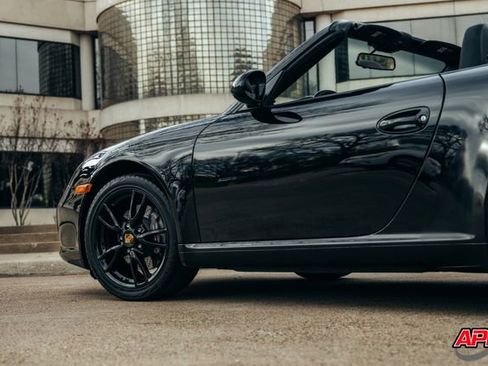 Used 2009 Porsche 911 Carrera image 25