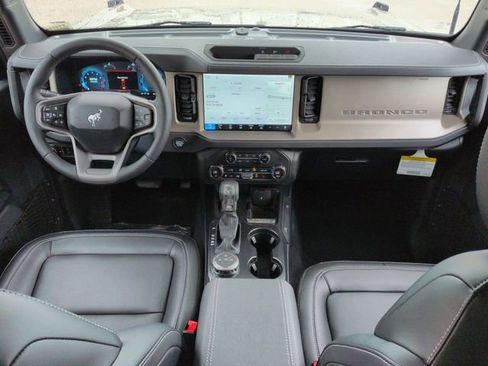 New 2026 Ford Bronco Outer Banks AWD/4WD image 15