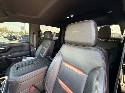 Used 2020 GMC Sierra 1500 AT4 w/ AT4 Premium Package image 15