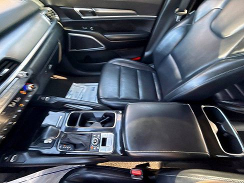 Used 2022 Kia Telluride S AWD/4WD image 19