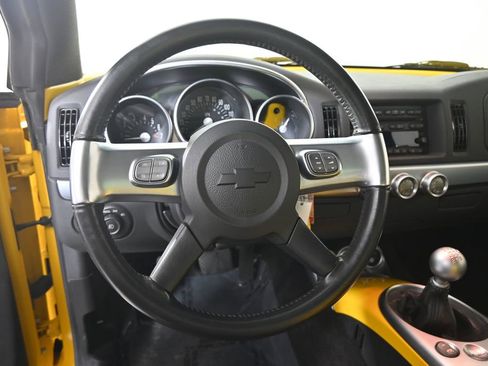 Used 2005 Chevrolet SSR w/ Preferred Equipment Group RWD image 29