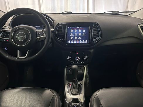 Used 2018 Jeep Compass Sport w/ Cold Weather Group FWD image 13