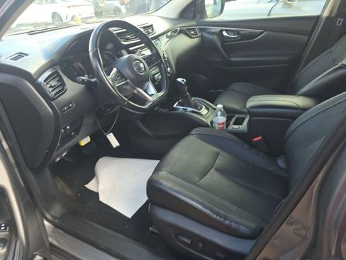 Used 2019 Nissan Rogue Sport SL image 23