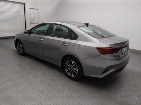 Used 2024 Kia Forte LXS FWD image 3