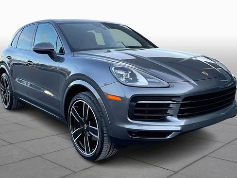 Used 2019 Porsche Cayenne image 2