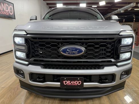 Used 2023 Ford F250 Lariat w/ Sport Appearance Package AWD/4WD image 2