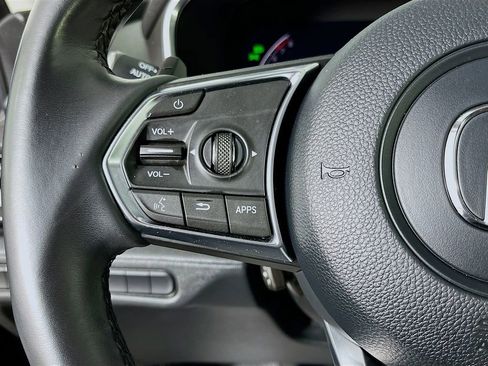 Used 2024 Acura MDX SH-AWD image 15