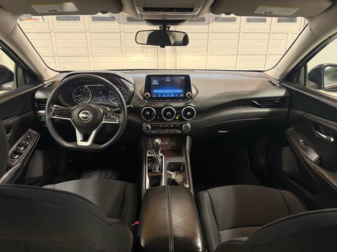 Used 2024 Nissan Sentra SV image 23