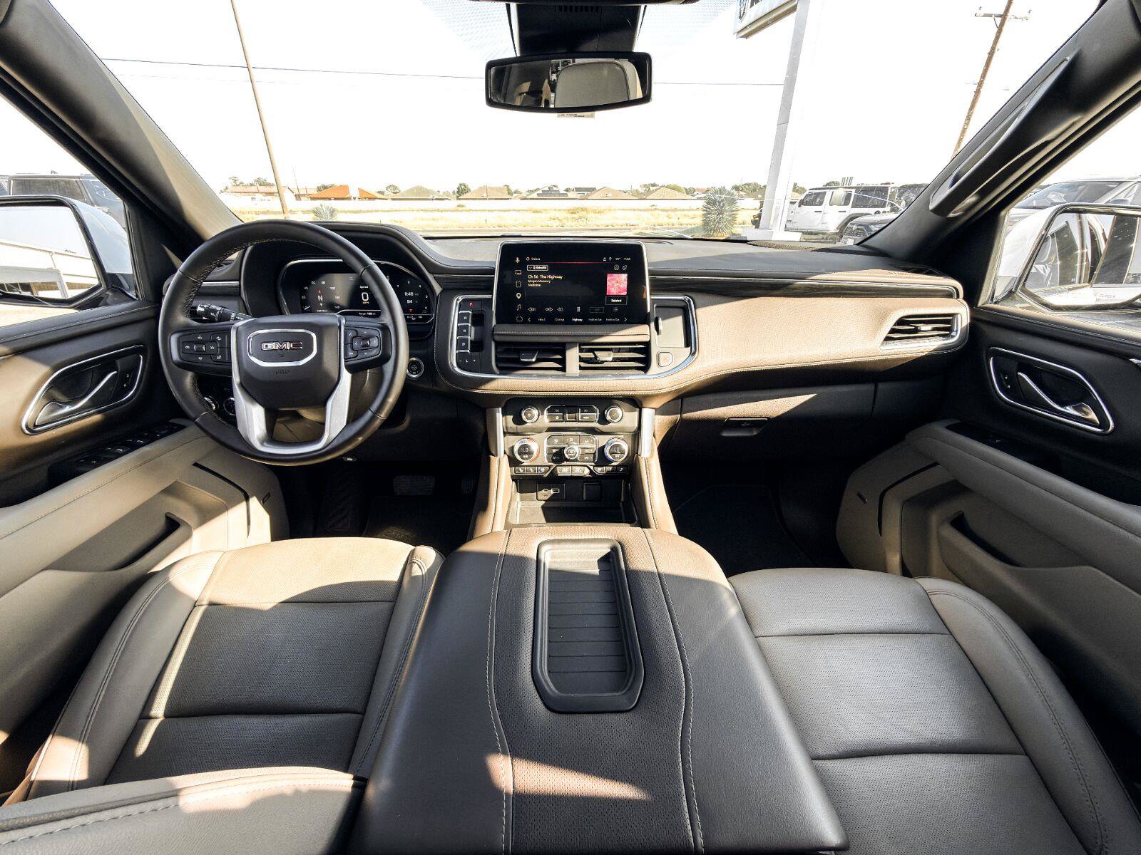 Used 2023 GMC Yukon SLT w/ SLT Premium Package RWD image 16