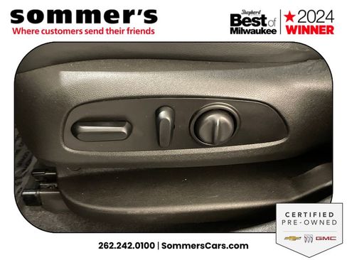 Used 2021 GMC Acadia AT4 w/ Technology Package image 11