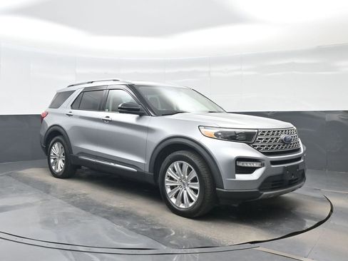 Used 2020 Ford Explorer Limited w/ Class III Trailer Tow Package AWD/4WD image 9