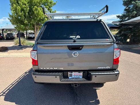 Used 2017 Nissan Titan PRO-4X AWD/4WD image 8