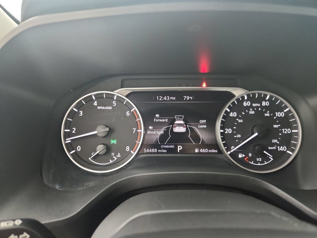 Used 2025 Nissan Rogue SV FWD image 25