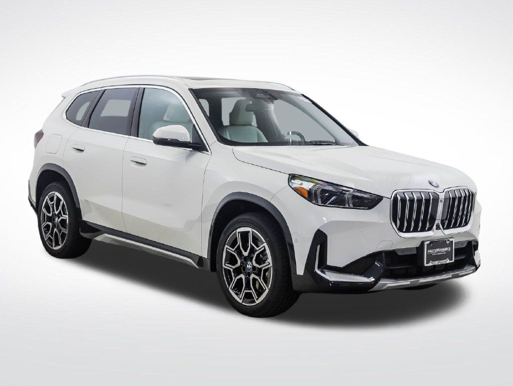 Used 2026 BMW X1 xDrive28i w/ Technology Package AWD/4WD image 7