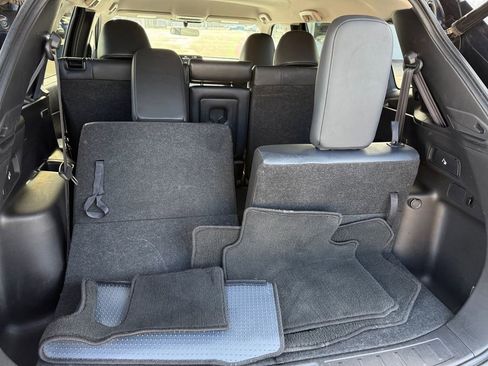 Used 2024 Mitsubishi Outlander SE image 27