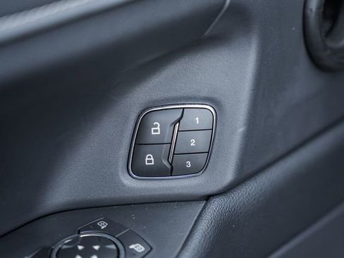 Used 2023 Ford Expedition XLT image 50