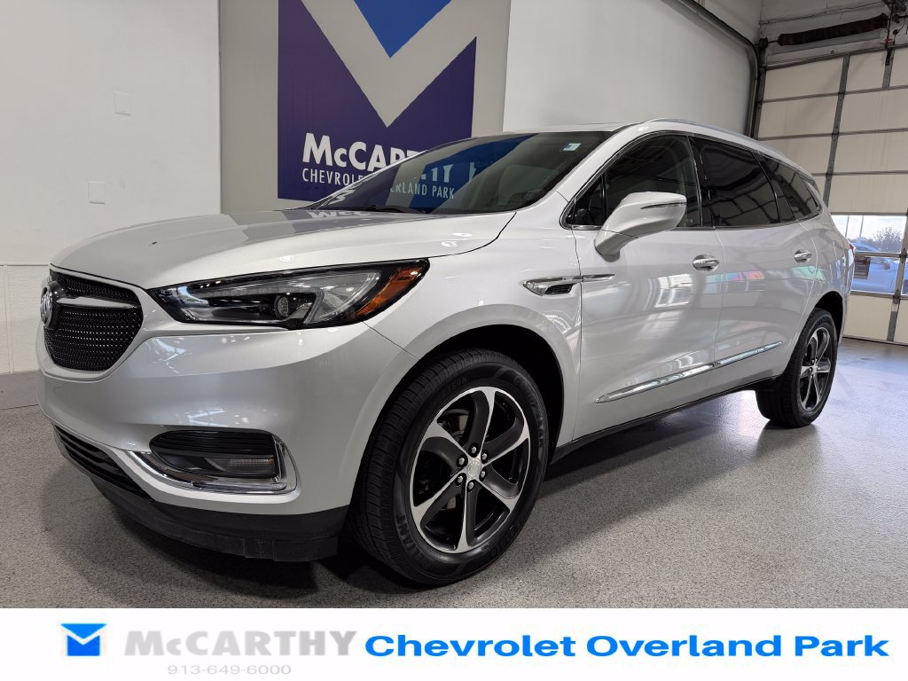 Used 2021 Buick Enclave Essence w/ Sport Touring Edition FWD image 9