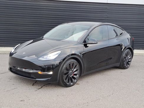 Used 2020 Tesla Model Y Performance image 1
