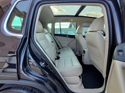 Used 2016 Volkswagen Tiguan SE FWD image 37