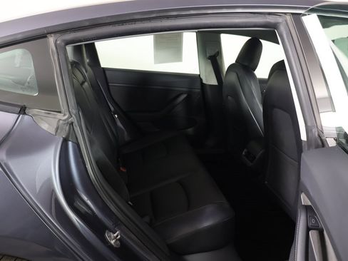 Used 2022 Tesla Model 3 Long Range image 33