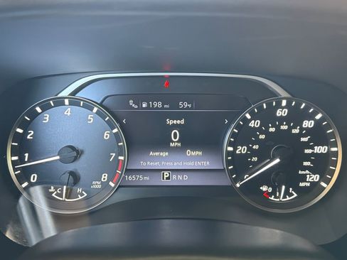 Used 2023 Nissan Frontier SV w/ SV Convenience Package RWD image 23