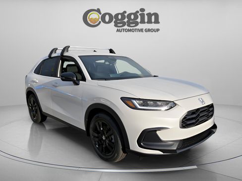 New 2026 Honda HR-V Sport image 7