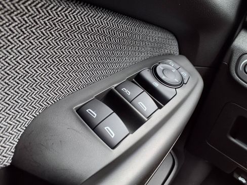 Used 2025 Chevrolet TrailBlazer LT w/ Driver Confidence Package FWD image 23
