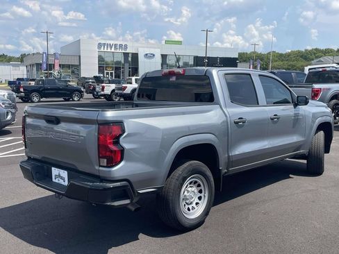 Used 2024 Chevrolet Colorado W/T RWD image 3