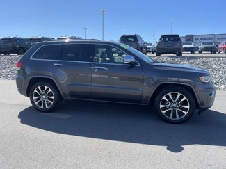 Used 2018 Jeep Grand Cherokee Overland video 2