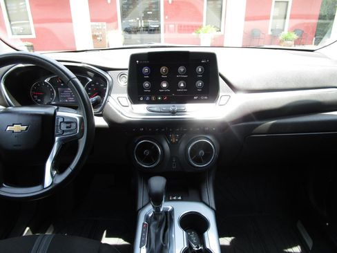 Used 2023 Chevrolet Blazer LT w/ Convenience Package FWD image 7