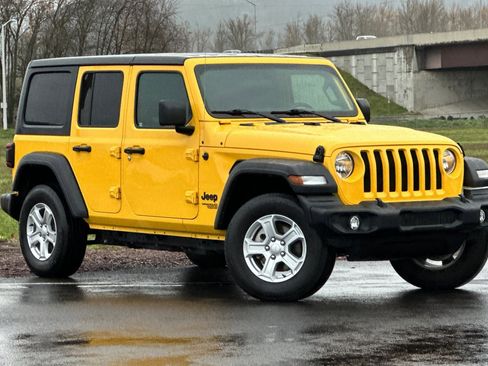 Used 2021 Jeep Wrangler Unlimited Sport image 1